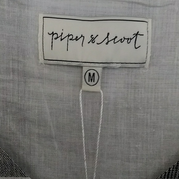 Dress - Picture 3 of 4